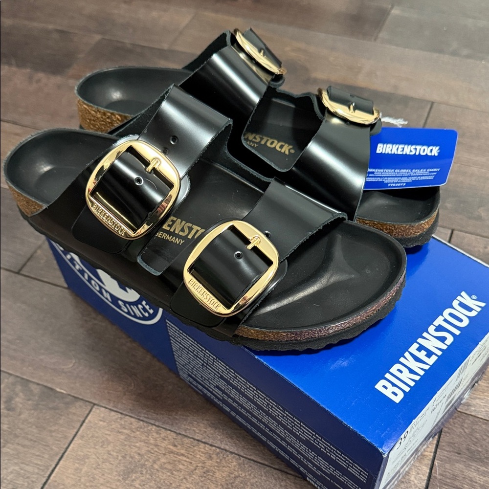 Birkenstock Arizona big buckle sandals Black  with Gold Accents NWT size 39